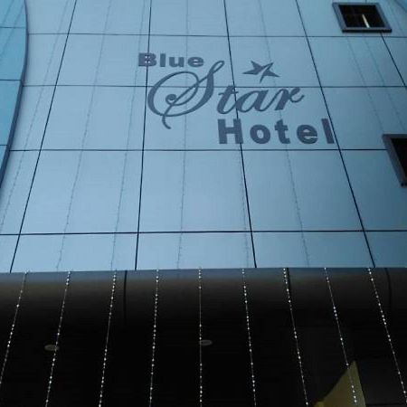 Hotel Blue Star Datia Екстериор снимка
